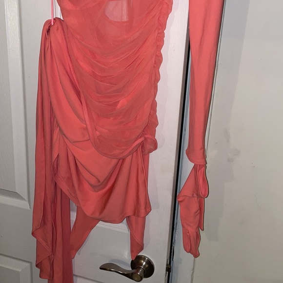 HM Mugler collection hot pink dress - Picture 2 of 5